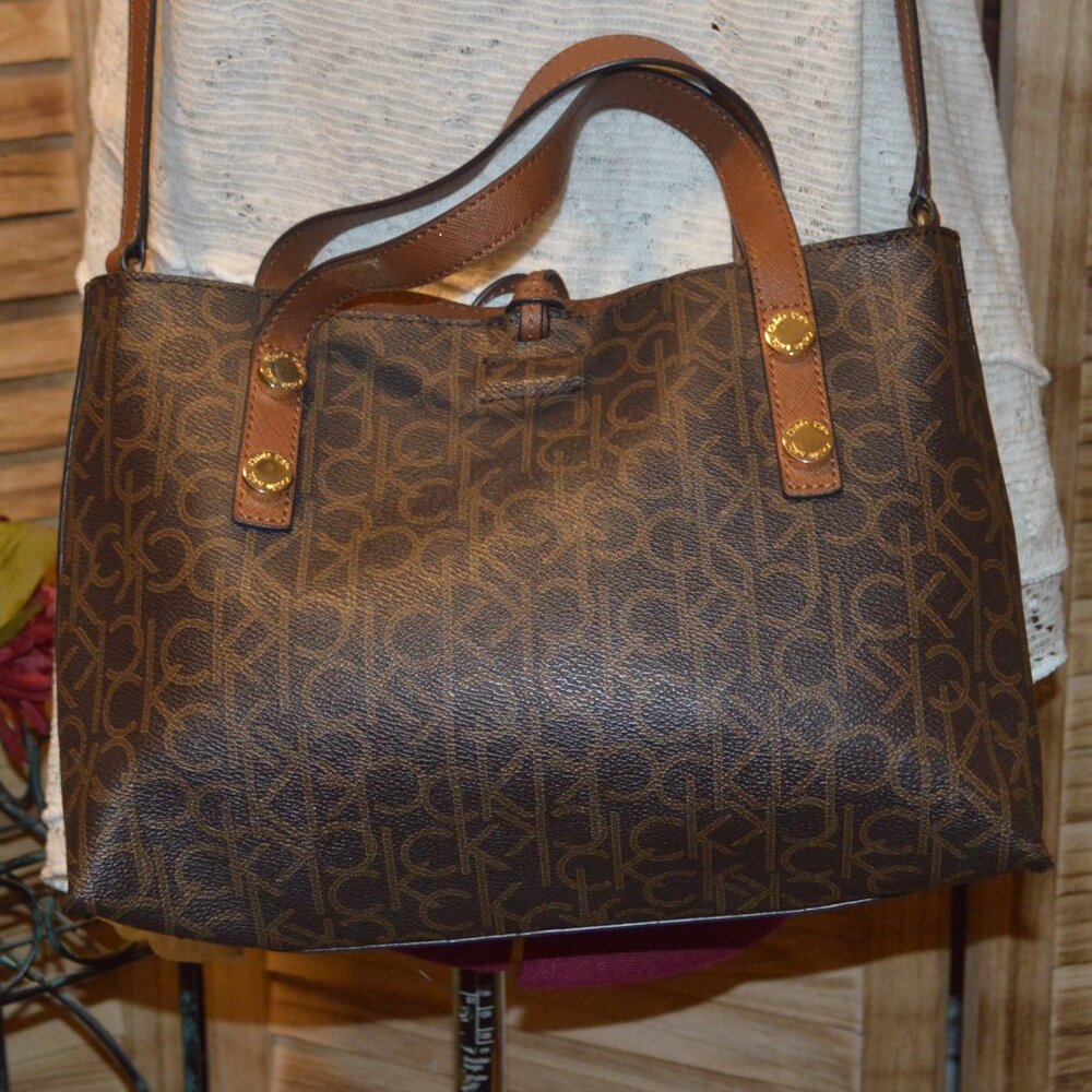 Calvin Klein Signature Pattern Convertible Tote Brown Magnetic Closure - Picture 3 of 8